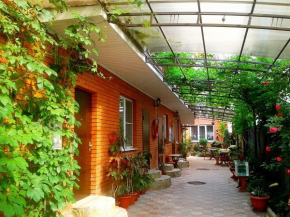Katerina Guest House